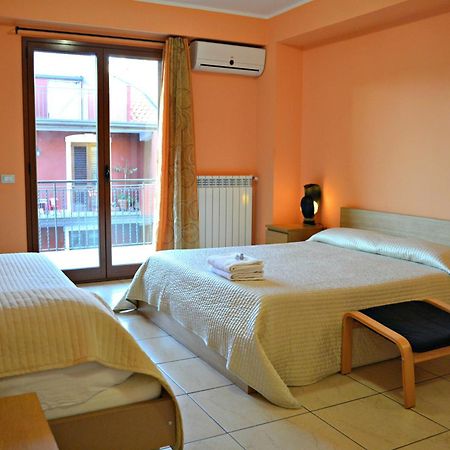 Hotel Acquaplanet Paterno  Phòng bức ảnh